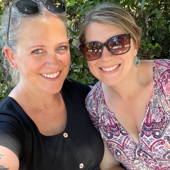 Meet your Posher, Cat - Picture 3 of 9